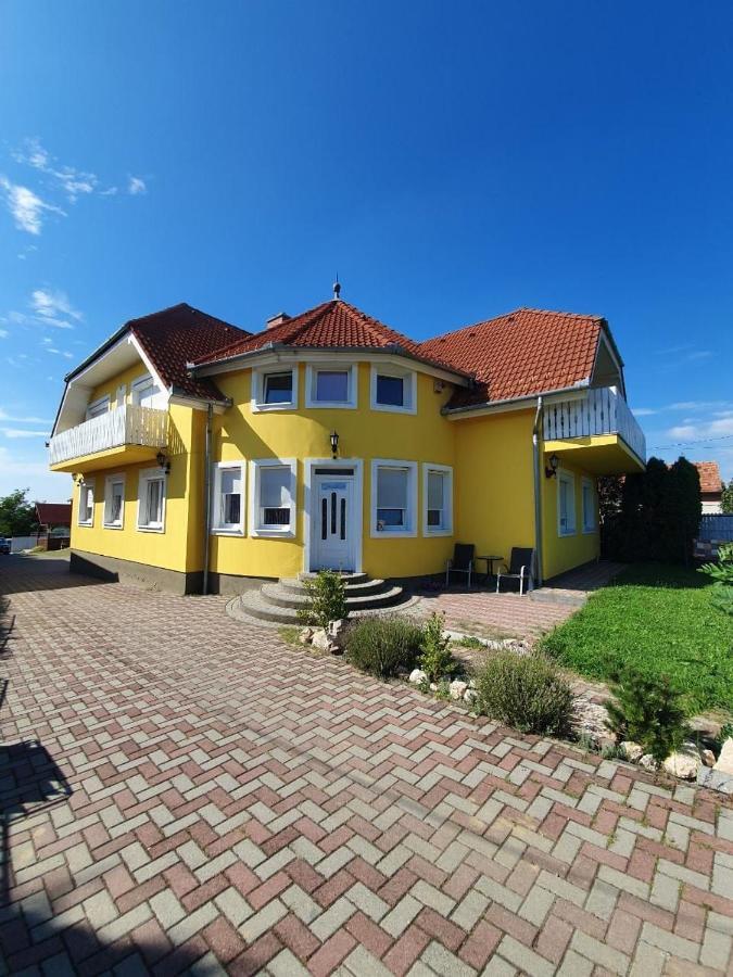 Arielle Panzio Hotel Zalaegerszeg Eksteriør billede